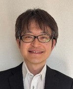 新崎 理史　氏